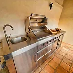 Σπίτι διακοπών P'tit Coin Paradis , Jacuzzi Piscine Chauffee Saint-Hippolyte-de-Montaigu
