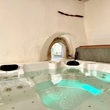 度假居 P'tit Coin Paradis , Jacuzzi Piscine Chauffee *