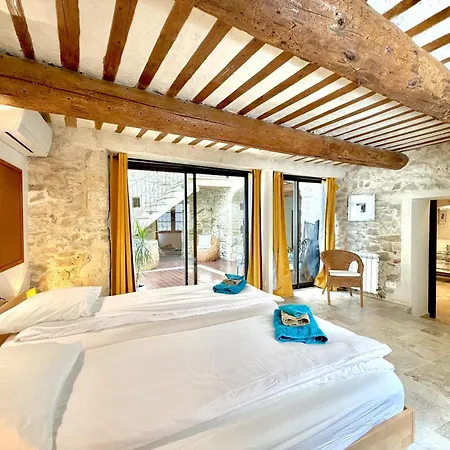 P'tit Coin Paradis , Jacuzzi Piscine Chauffee Semesterbostad *